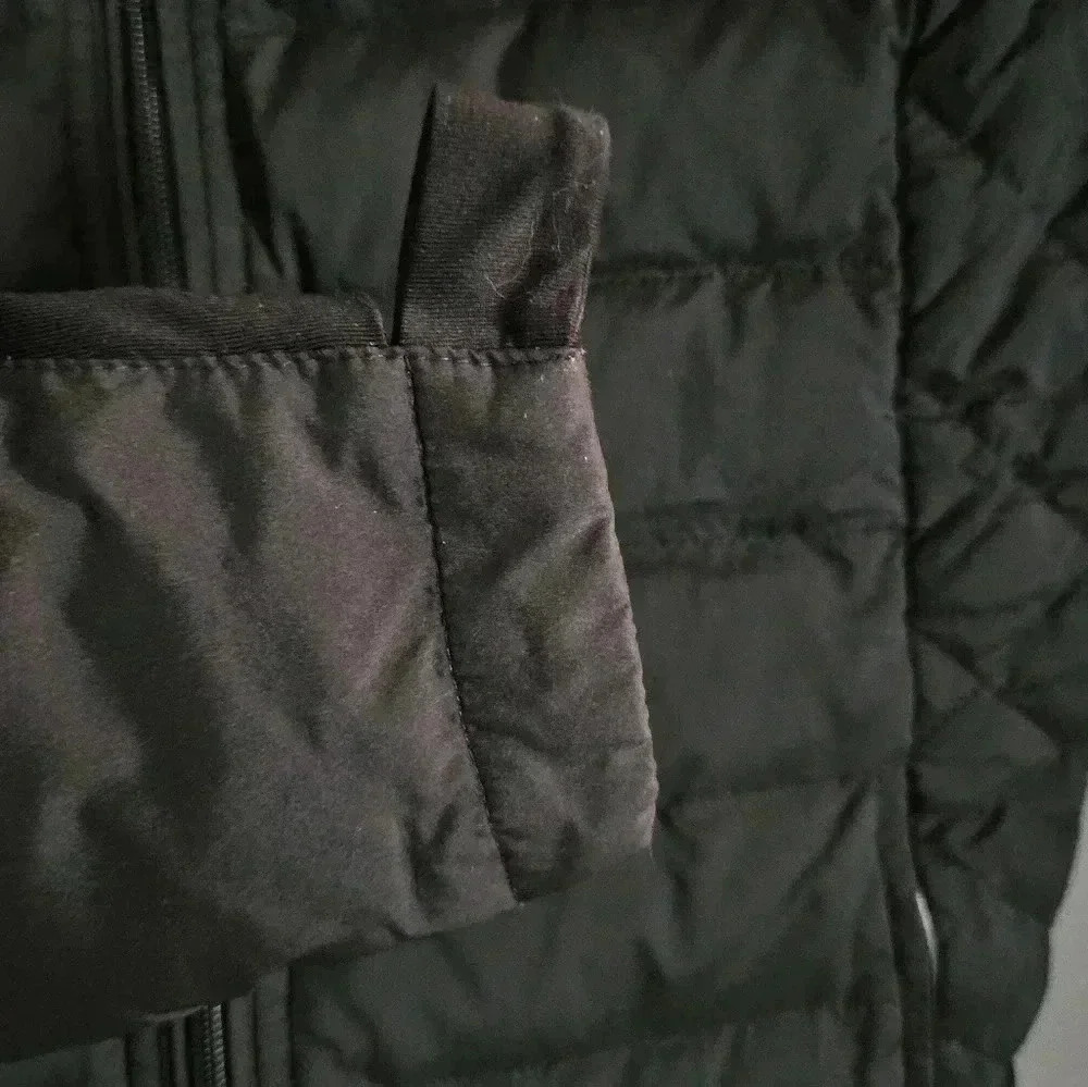 Express Full Zip Puffer Jacket Coat w/ Thumb Holes Women (L) - Picture 5 of 5